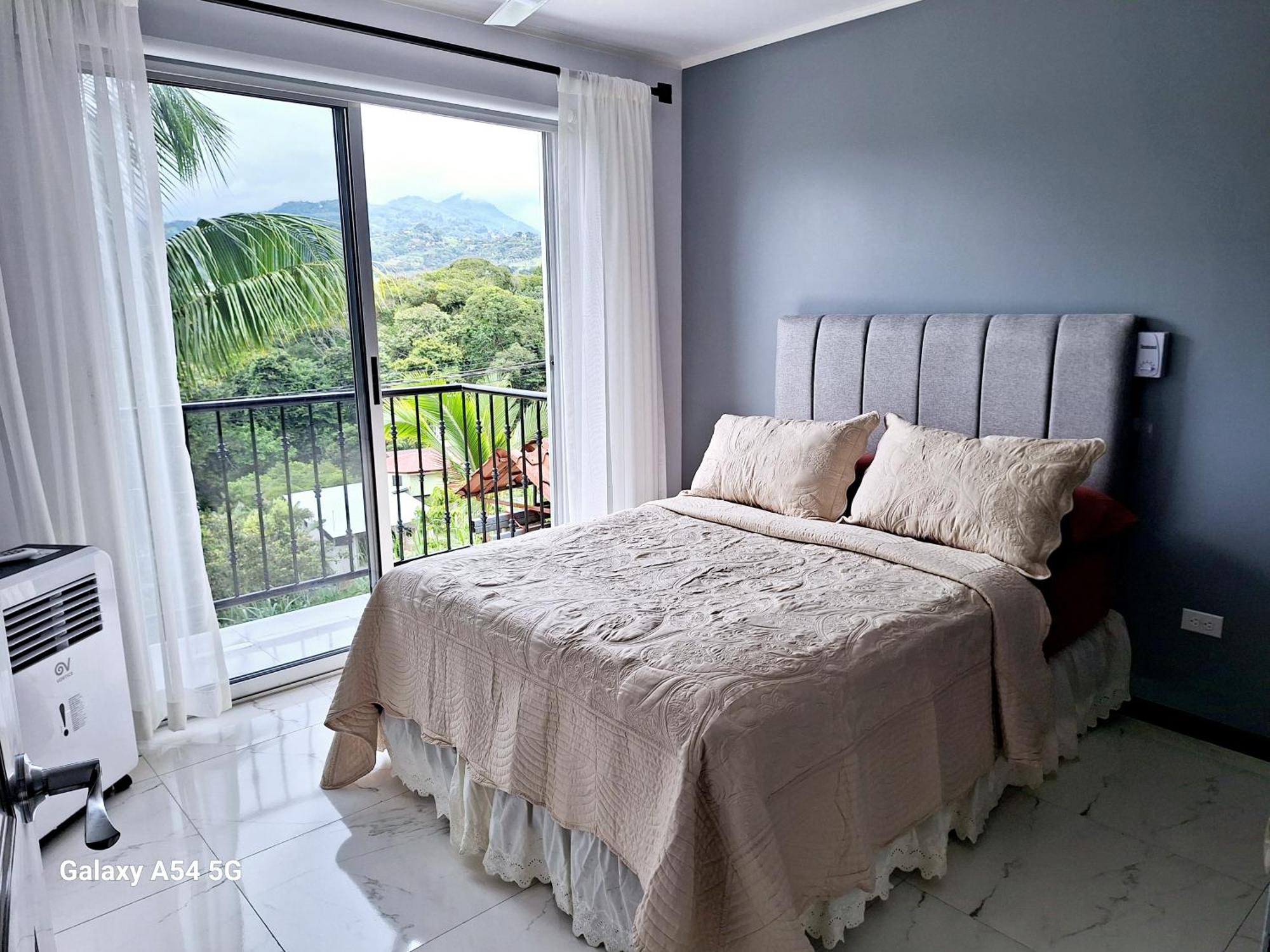 San Isidro De El General Vistas Del Sol-Casa Victoriaホステル エクステリア 写真